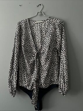 Abercrombie & Fitch Black and White Floral Tie-Front Bodysuit